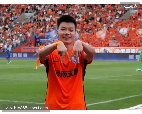 云南玉昆官方:罗竞等5人不再续约,恩里克、内内解约,马镇离队 云南玉昆官方:罗竞等5人不再续约,恩里克、内内解约,马镇离队