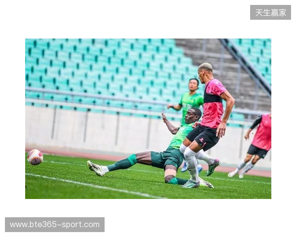 冬训期间最后一场热身赛,辽宁铁人5-1击败暖武里联队 冬训期间最后一场热身赛,辽宁铁人5-1击败暖武里联队